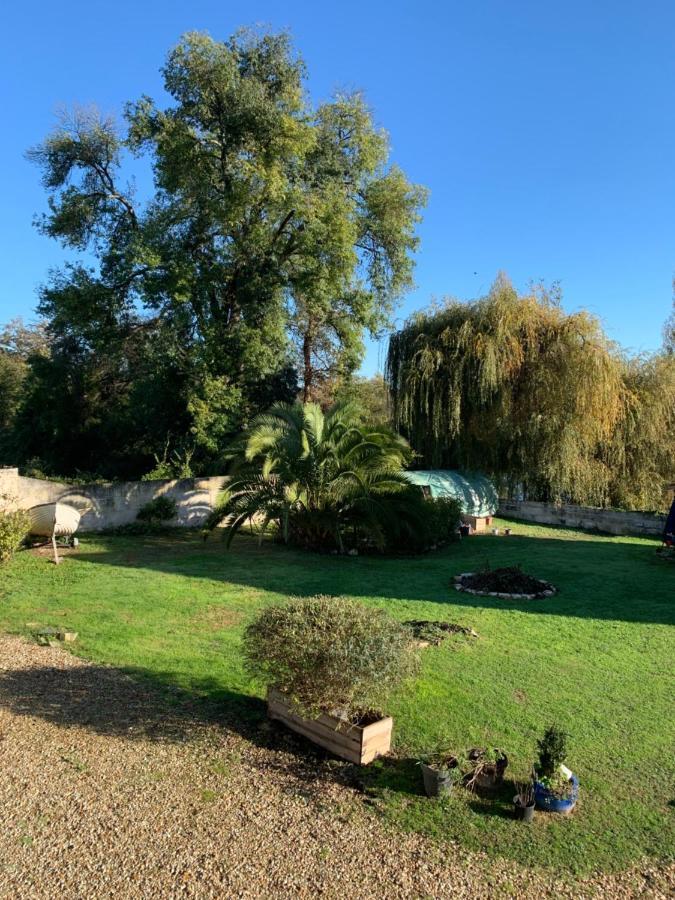 La Rive Chambre D Hotes The Riverside Retreat Jarnac Exterior photo